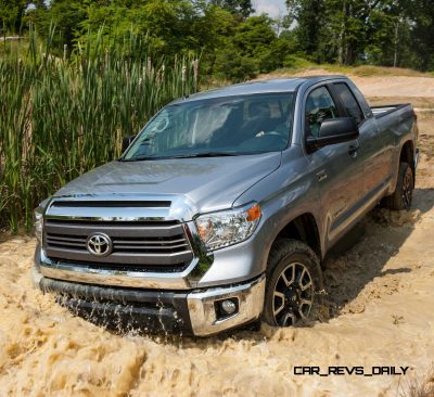 2014_Toyota_Tundra_SR5_011