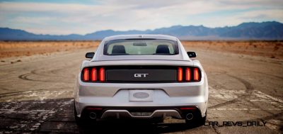 2015 Ford Mustang GT in Silver 30