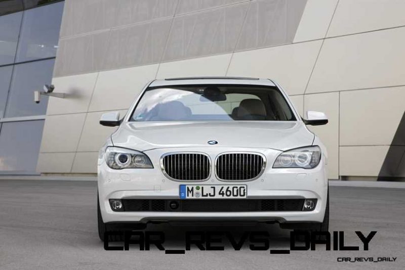 BMW_760Li_022__mid