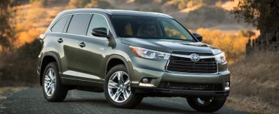 CarRevsDaily - 2014 Toyota Highlander Exterior Photo14