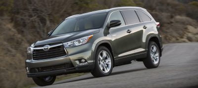 CarRevsDaily - 2014 Toyota Highlander Exterior Photo15