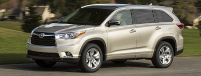 CarRevsDaily - 2014 Toyota Highlander Exterior Photo23