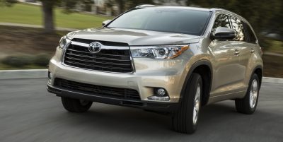 CarRevsDaily - 2014 Toyota Highlander Exterior Photo24