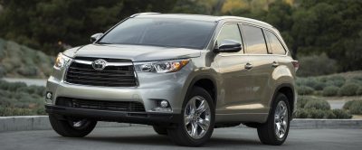 CarRevsDaily - 2014 Toyota Highlander Exterior Photo25