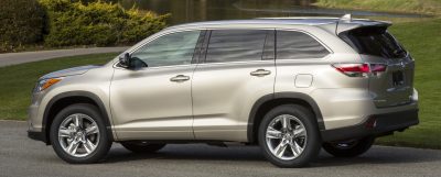 CarRevsDaily - 2014 Toyota Highlander Exterior Photo41