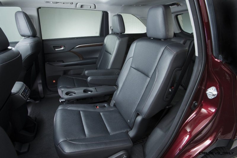 CarRevsDaily - 2014 Toyota Highlander Interior Photo9