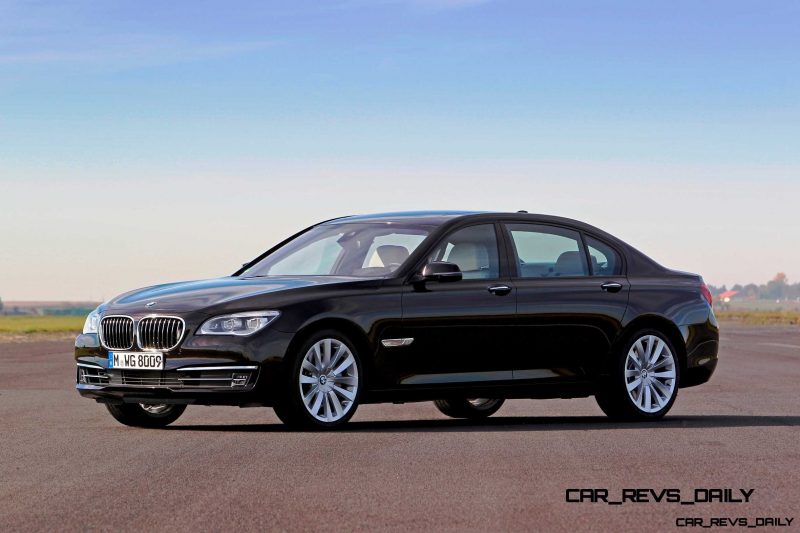 Celebrating the Evolution of the V12 BMW 7-series 60