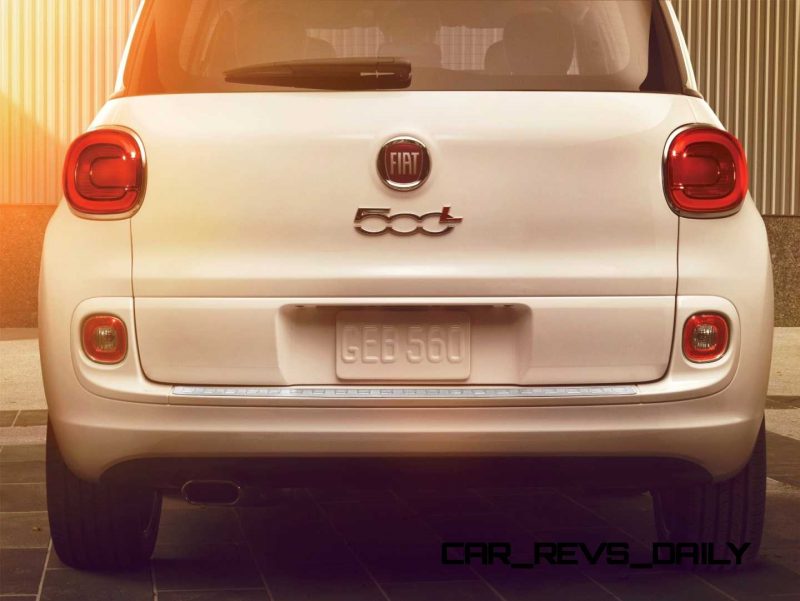 Latest Real-Life Photos Show a Much Cuter 2014 Fiat 500L 34