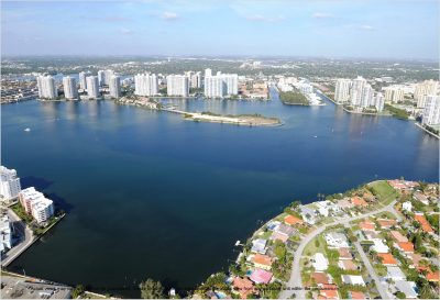 Watch Sharks From Your 50th-Floor Balcony Pool - Porsche Design Tower Miami 70