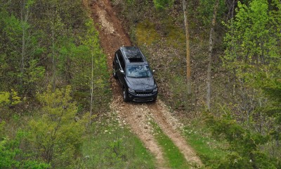 2014 Jeep Grand Cherokee Shows Its Trail Rated Skills Off-Road 25