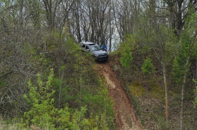 2014 Jeep Grand Cherokee Shows Its Trail Rated Skills Off-Road 6