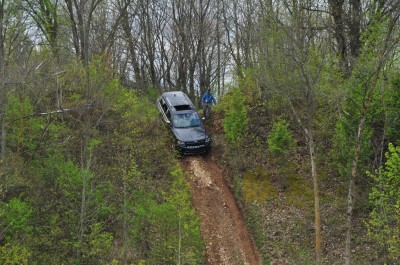 2014 Jeep Grand Cherokee Shows Its Trail Rated Skills Off-Road 9