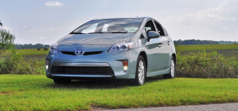 2014 Toyota Prius Plug-in Hybrid 23