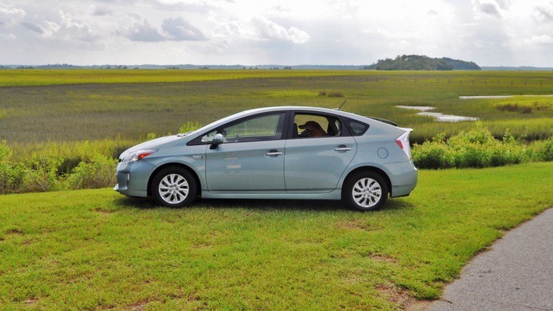 2014 Toyota Prius Plug-in Hybrid 76