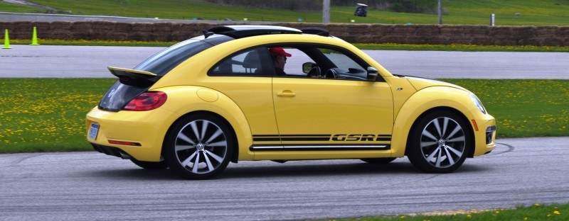 2014 Volkswagen Beetle GSR Scoots Around Go-Kart Autocross at Road America 37