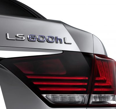 2013_Lexus_LS_600h_L_004_305D774D07D2D48E29C9E6383C8949B2D6801D90