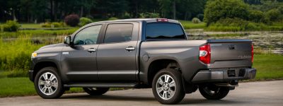 2014_Toyota_Tundra_Platinum_002