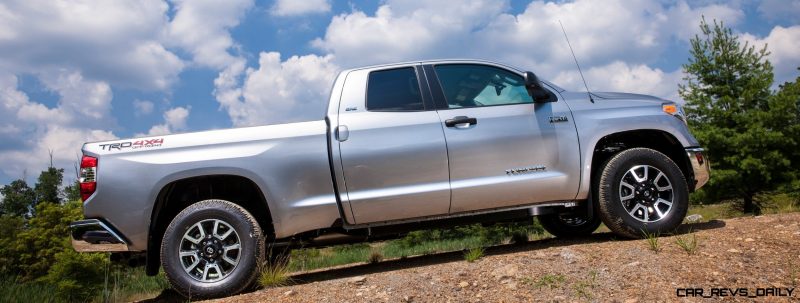 2014_Toyota_Tundra_SR5_008