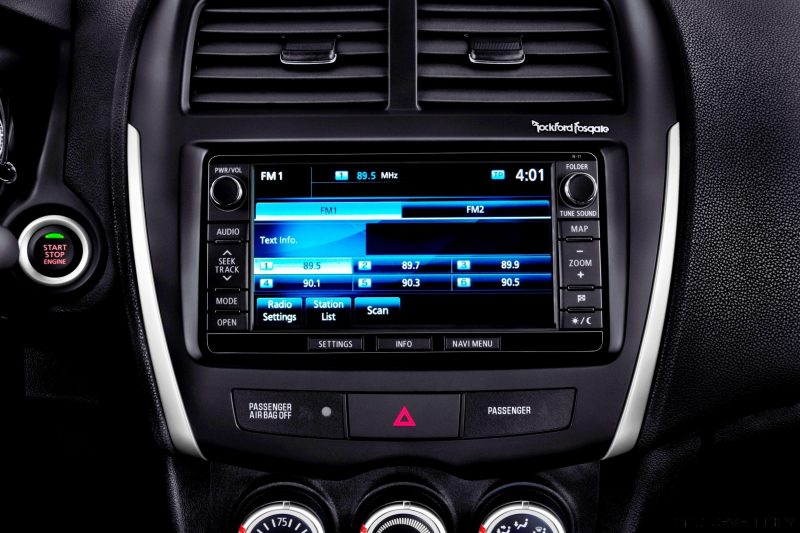 2014 Mitsubishi Outlander Sport SE Interior