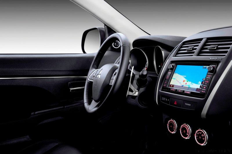 2014 Mitsubishi Outlander Sport SE Interior