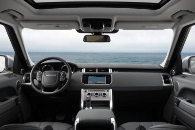 New Range Rover Sport HSE in 30 Fake-Life Photos 16