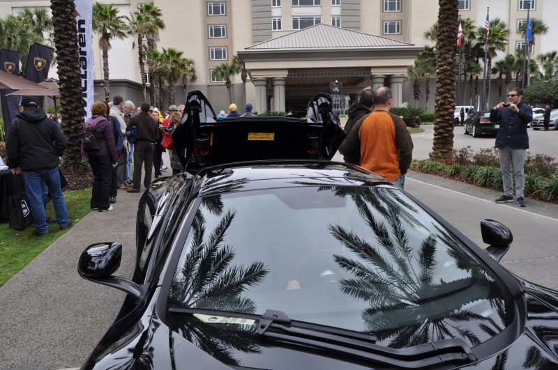 2014 McLaren 12C Spider Is Mobbed in Amelia Island! Failed Drop-top Animations 30