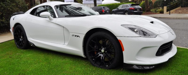 2014 SRT Viper TA in 25 All-New, Real-Life Photos with Carbon Aero Styling Options 20