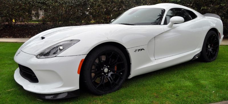 2014 SRT Viper TA in 25 All-New, Real-Life Photos with Carbon Aero Styling Options 4