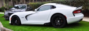 2014 SRT Viper TA in 25 All-New, Real-Life Photos with Carbon Aero Styling Options 8