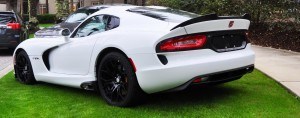 2014 SRT Viper TA in 25 All-New, Real-Life Photos with Carbon Aero Styling Options 9