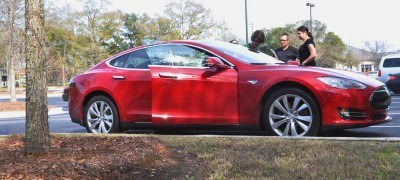 2014 TESLA Model S 85 -- Road Test Video Review -- 1500-words -- 250 Images -- Smooth Power, Great Dynamics, Unequivocal EV Brilliance 4