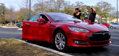 2014 TESLA Model S 85 -- Road Test Video Review -- 1500-words -- 250 Images -- Smooth Power, Great Dynamics, Unequivocal EV Brilliance 5
