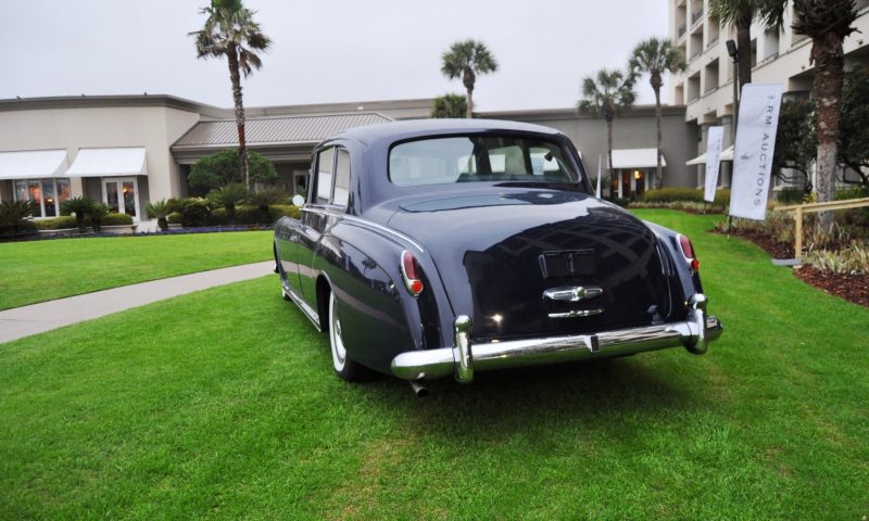 Amelia Time Capsules -- 1960 Rolls-Royce Phantom V Limo by Park Ward -- 60 Delightful Photos 14