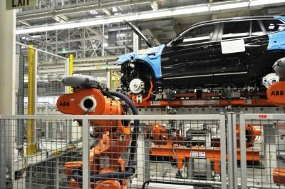 BMW X3 and X4 Factory Tour in 111 High-Res Photos -- Cool, Calm, and Quiet = Opposite of Most Auto Plants 52