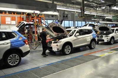 BMW X3 and X4 Factory Tour in 111 High-Res Photos -- Cool, Calm, and Quiet = Opposite of Most Auto Plants 68