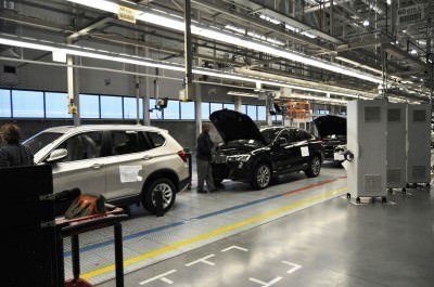 BMW X3 and X4 Factory Tour in 111 High-Res Photos -- Cool, Calm, and Quiet = Opposite of Most Auto Plants 69