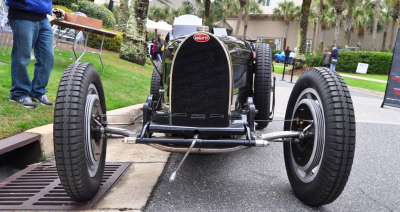 PurSang Argentina Shows Innovative Marketing with Street-Parked 1920s Bugatti GP Car2