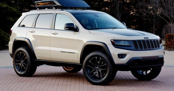 Mopar Adding Huge Jeep Upgrade Options Cherokee Adventurer Cherokee Dakar And Grand Cherokee