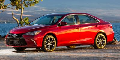 HD Road Test Review - 2015 Toyota Camry XSE 15