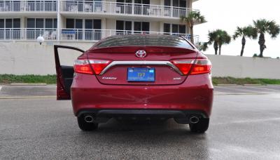 HD Road Test Review - 2015 Toyota Camry XSE 47