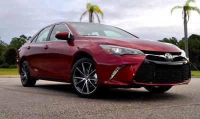 HD Road Test Review - 2015 Toyota Camry XSE 61