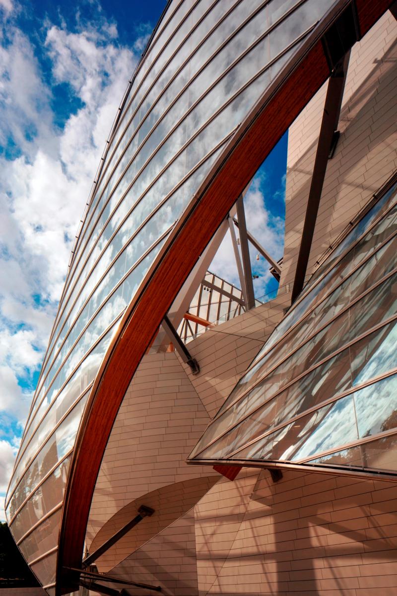 New Paris Art Museum from LVMH's Arnaud Shows Progress in Gehry Design Aesthetic 11