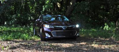 Road Test Review - 2015 Toyota Avalon Hybrid 15