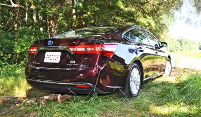 Road Test Review - 2015 Toyota Avalon Hybrid 32