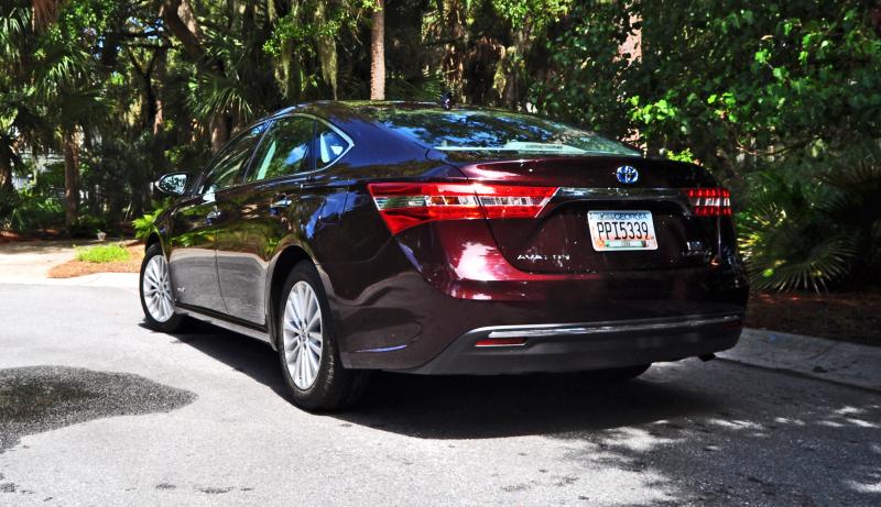 Road Test Review - 2015 Toyota Avalon Hybrid 64