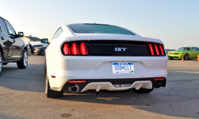 Track Test Review - 2015 Ford Mustang GT in 4K Video 16