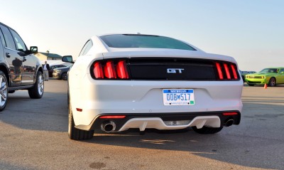 Track Test Review - 2015 Ford Mustang GT in 4K Video 17