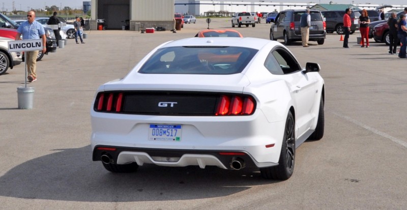 Track Test Review - 2015 Ford Mustang GT in 4K Video 33