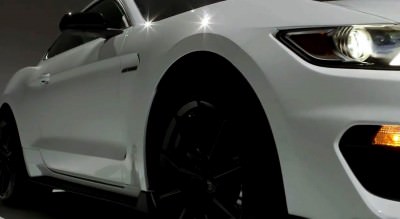 2016 SHELBY GT350 Mustang White 43