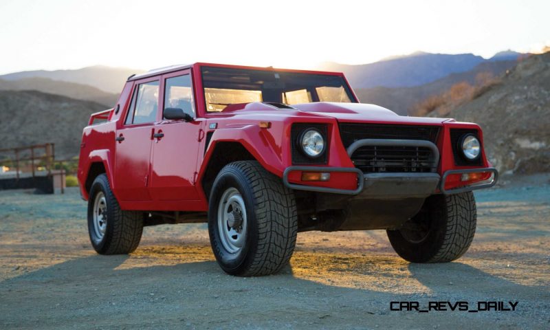 1989 Lamborghini LM002 1